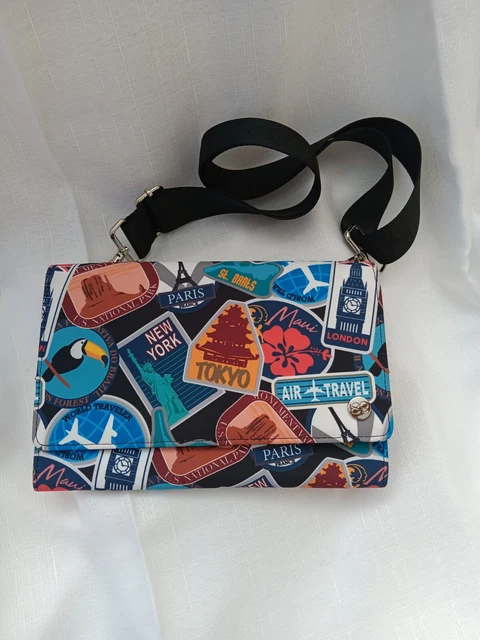 Samantha Brown Travel Organizer Crossbody Clutch Purse