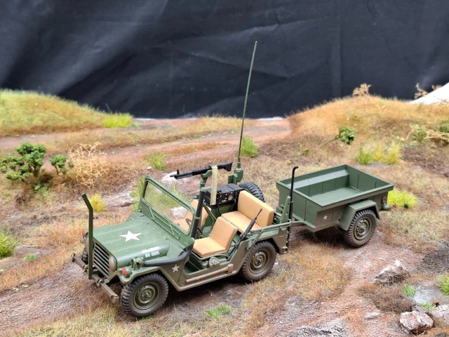 US FORD MUTT M151A1 Command Car + Trailer gebaut+gebrusht 1:35 EUR 10 ...