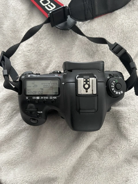 Canon EOS 7D Mark II DSLR Camera (Body Only)
