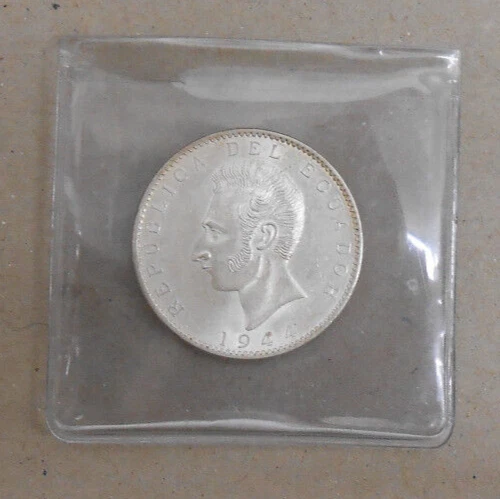 1944 - Ecuador - Vintage - 2 Sucres - 10 Grams - 0.720 Silver - Km # 80