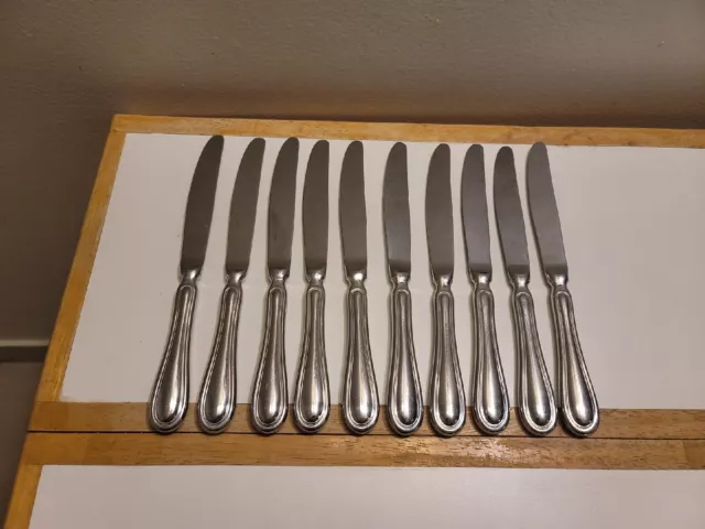10 CALDERONI OXFORD Stainless Flatware DINNER KNIVES 18/10 Italy GLOSSY 9 3/8" 10 CALDERONI OXFORD Stainless Flatware DINNER KNIVES 18/10 Italy GLOSSY 9 3/8"