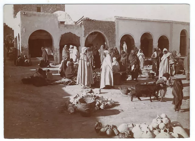 photo tirage citrate c.1910 - Le marché de Médenine - potier Tunisie Ghorfas