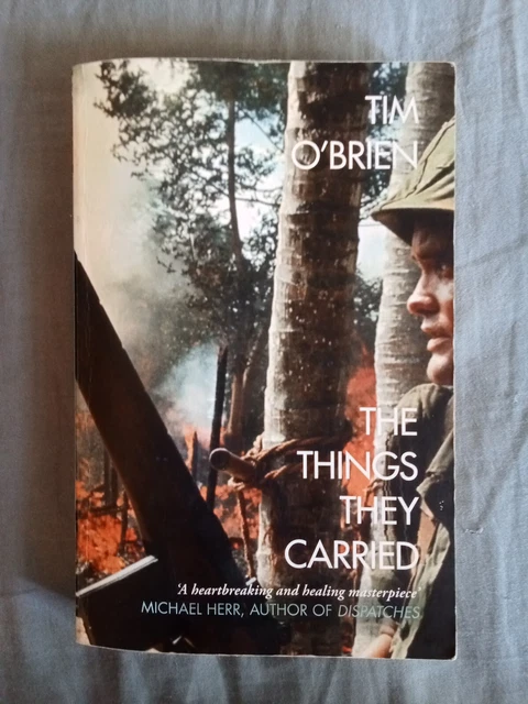 The Things They Carried By Tim O'Brien - Paperback 2009 Edition (Good Condition)