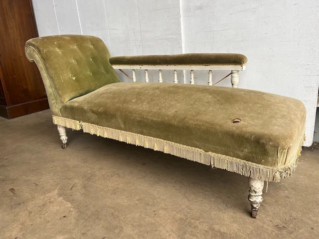 Edwardian Painted Frame Chaise Longue