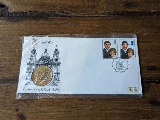 Prince Charles & Lady Diana 1981 Royal Wedding First Day Cover Incl Crown Coin