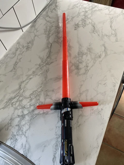 Star Wars Kylo Ren Hasbro 2015 Lightsaber Lights & Sounds Cosplay Dress Up