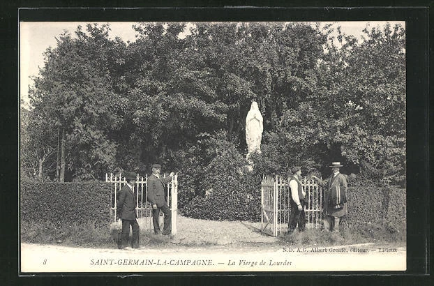 CPA Saint-Germain-la-Campagne, La Virge de Lourdes