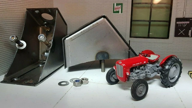 Massey Ferguson Mf 35 25 30 765 835 Tracteur Arrière Lampe Montage Supports x2