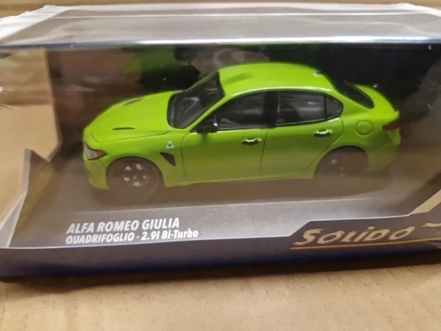 Alfa Romeo Giulia Quadrifoglio - Vert Montréal - 2016
