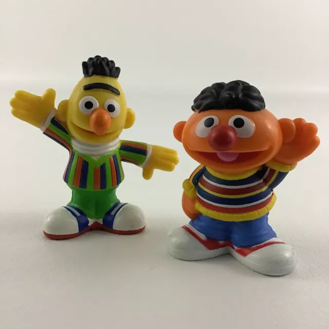 Sésamo Street Muppets Bert & Ernie PVC 2,5" Figuras Toppers Lote 2010 Juguete Hasbro
