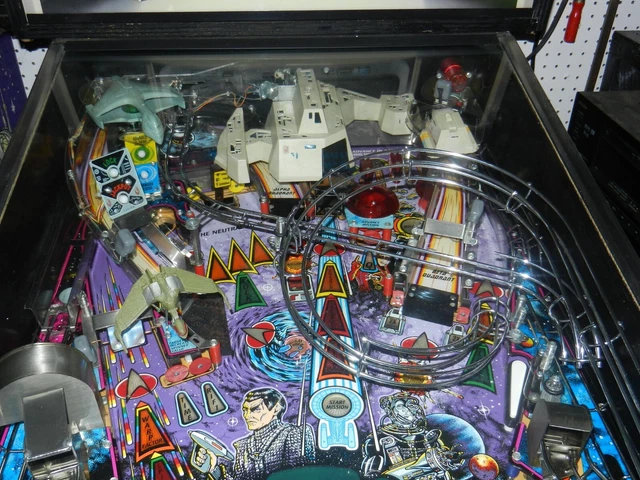 Star Trek the Next Generation Pinball Machine