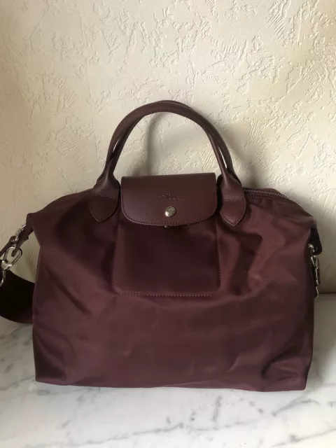 Authentique Sac Longchamp Le Pliage Médium avec bandoulière réglable, Prune