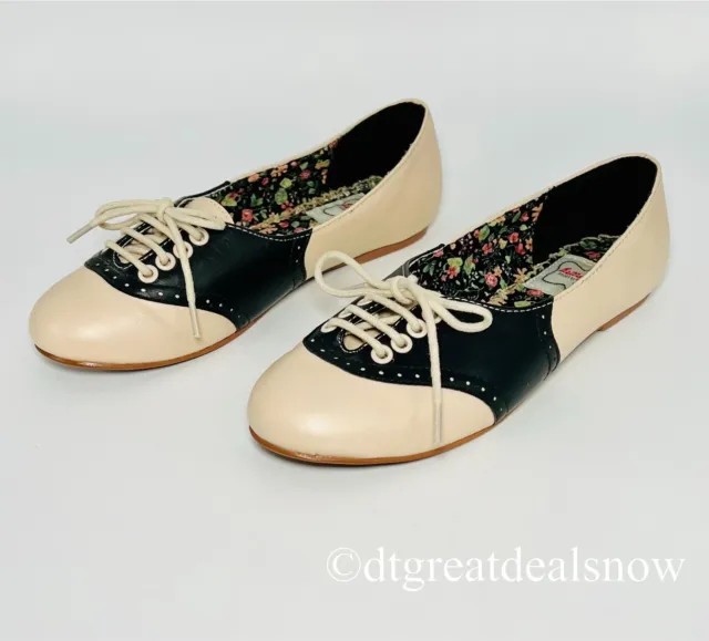 Bettie Page Ellie 1" Oxford Flat Shoes Adult Women Black and Beige Size 7