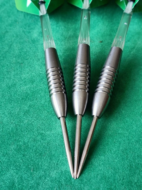 VINTAGE UNICORN JOHN Lowe Club Special 21g Darts & Case