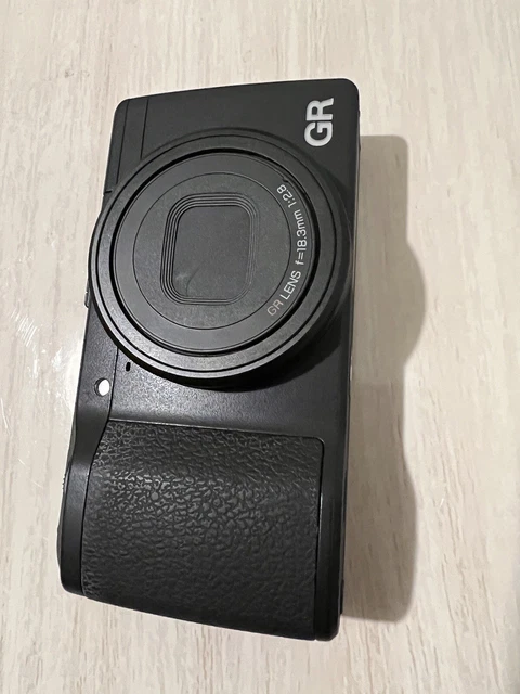 [NEAR MINT] Ricoh GR 16.2MP Digital Camera - Black