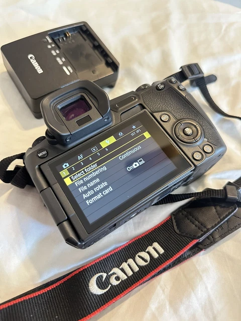 READ! Canon EOS R 30.3MP Shutter Count 7K Full Frame Mirrorless Camera NEAR MINT