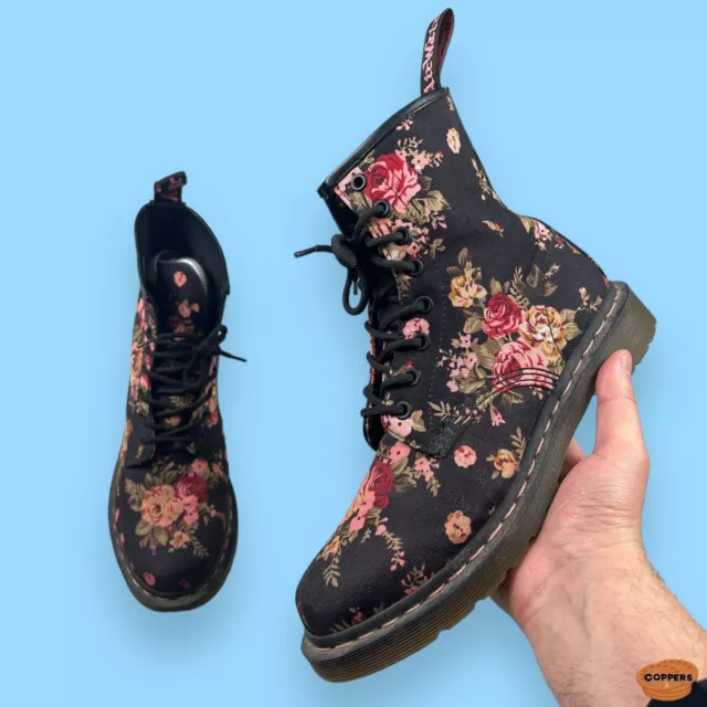 Dr martens victorian flowers 41 on sale