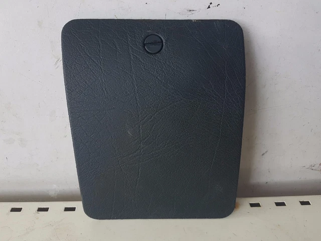 Cache Boîte à Fusibles Intérieur Avant Pour Peugeot 106 Diesel 5 Portes 1995
