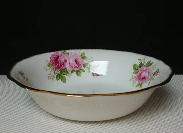 AMERICAN BEAUTY Royal Albert China 9½" ROUND VEGETABLE SERVING BOWL England