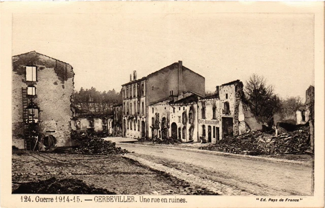 MILITARY CPA Guerre-Gerbeviller, A Street in Ruins (316572)