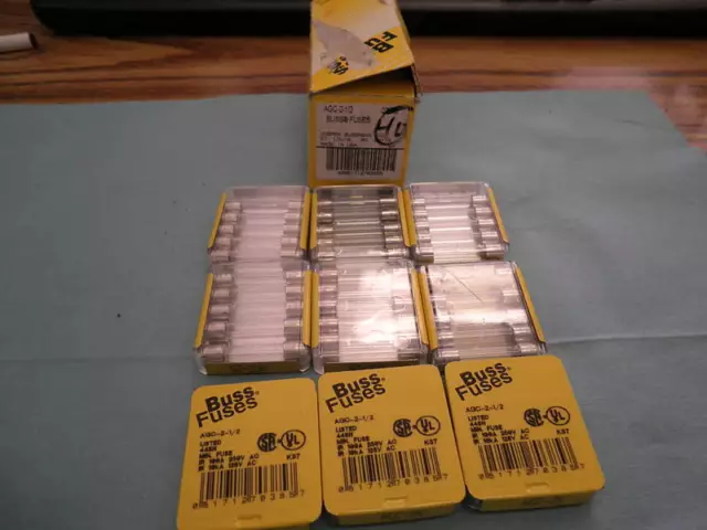 Lot de Bussmann / BUSS Fusible : AGC 2 1/2 Fusibles. Quantité 10. Neuf Stock