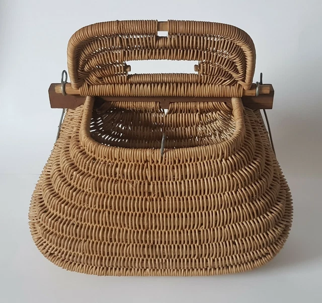 VINTAGE - Authentique ancien grand panier Bressan de marché en osier tressé, teinté - FRANCE (1900) - Idées cadeaux (10968854