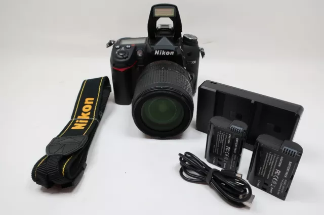 Nikon D7000 Digital SLR Camera with 18-105mm ED VR Lens Shutter Count 49 !!!