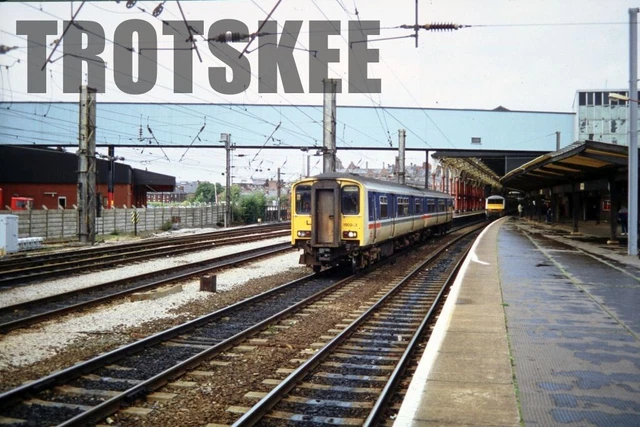 35MM SLIDE BR British Rail DMU Class 150 150203 Preston 1992 Original £ ...