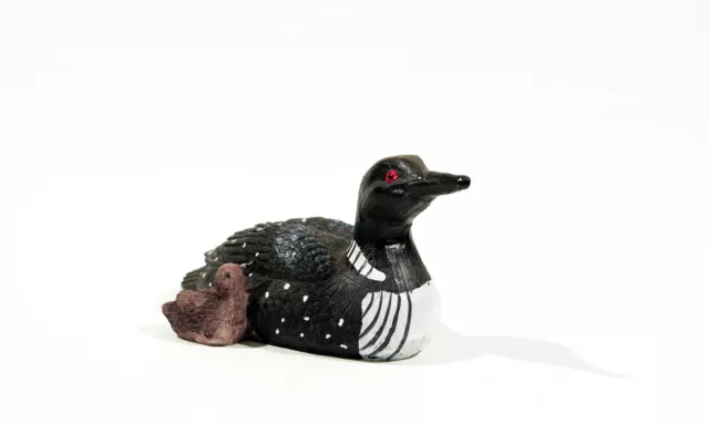 Loon with chick 4" x 2" made of polystone black & white figurine 2