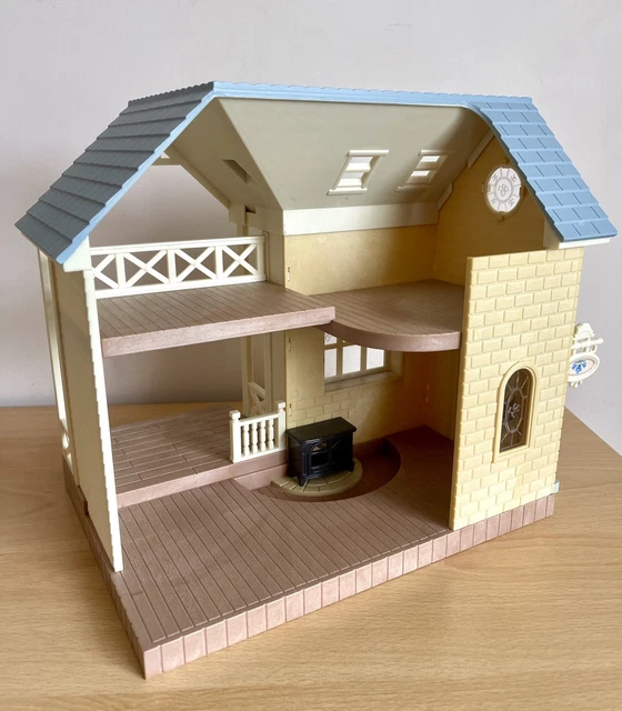 SYLVANIAN FAMILIES VINTAGE Bluebell Cottage Blue Roof House Calico