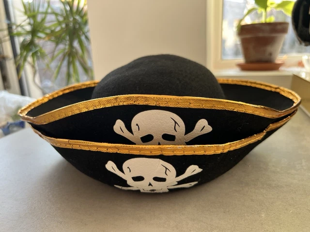 Tricorn Pirate Captain Hat Adult Black main image 1