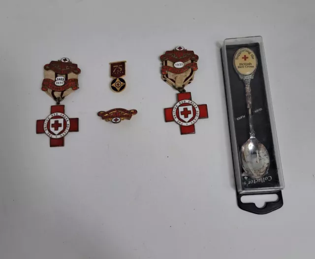 Large Job Lot of Red Cross Memorabilia (14)