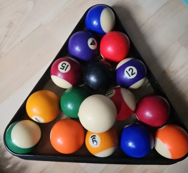 Spots & Stripes Billiards/ Pool Balls 16 Balls With Triangle Set