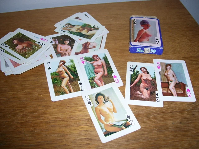 CARTES A JOUER à système de transparence femmes nues érotique maison close 1900 EUR 180,00 - FR