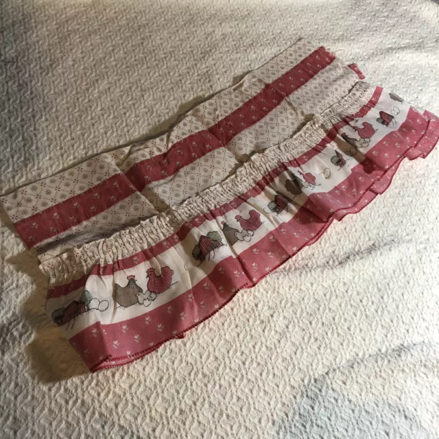 vintage shabby chic country kitchen farm ruffled valance chickens red white