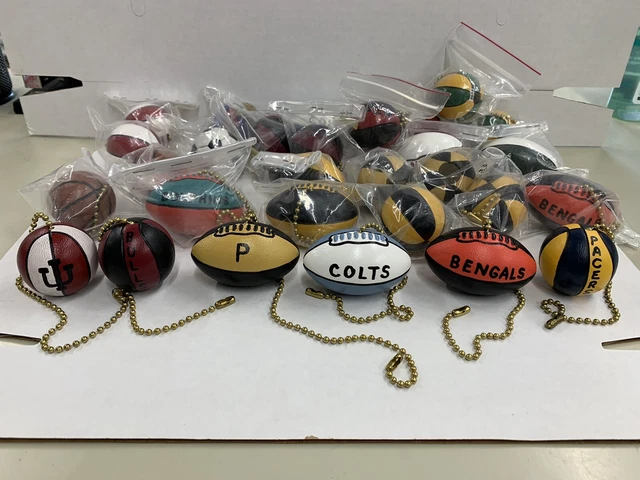 Gran Lote de Cadenas de Tirón Temáticas para Fans Fútbol Baloncesto Purdue Colts