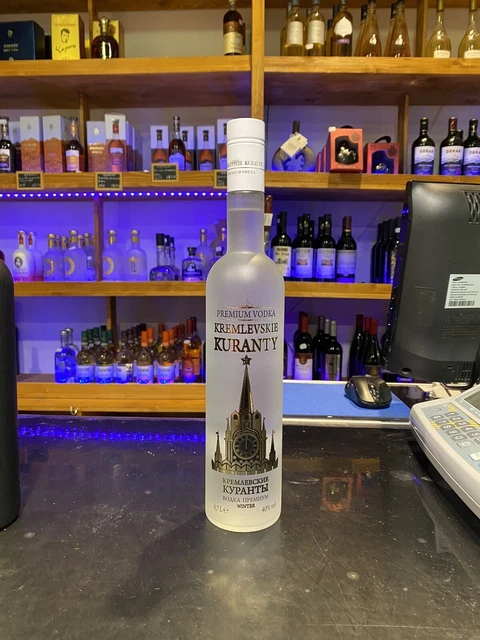 Vodka Ru$$e Premium Kremlevskie Kuranty Vodka Version Blanche 40% Vol. 0,7l