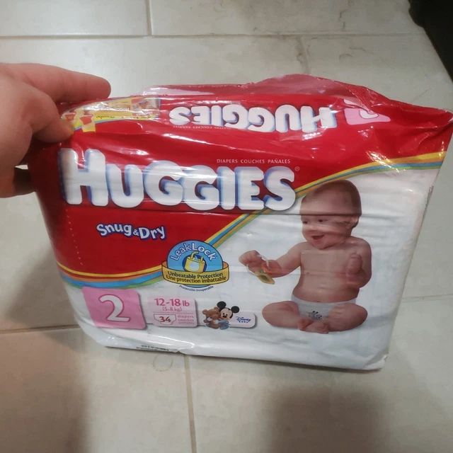 Vtg Huggies Snug & Dry 34Count 12-18 lb Size 2 Disney Design 2004 *pkg split
