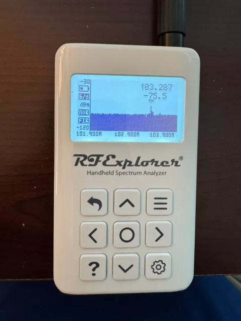 RF Explorer WSUB1G PLUS - Slim Spectrum Analyzer (50KHz - 960Mhz)