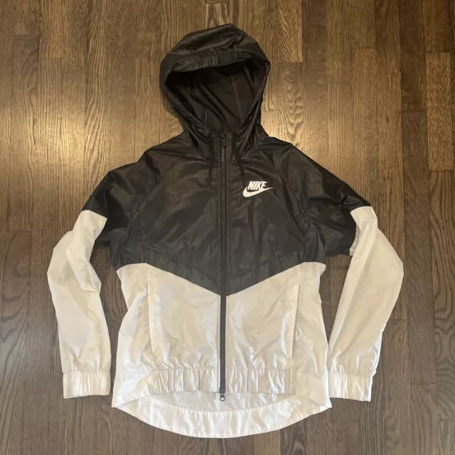 Nike Track Jacket Windbreaker Women’s Size Small Black White Windrunner Full Zip