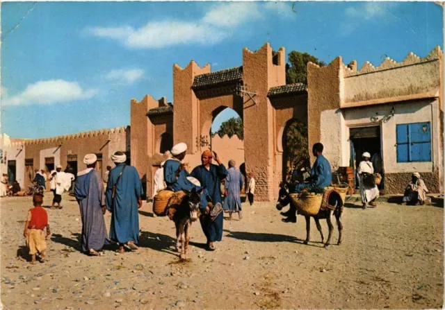 CPM AK MAROC Sud Marocain TAFILALET. L'entrée du Souk (342500)
