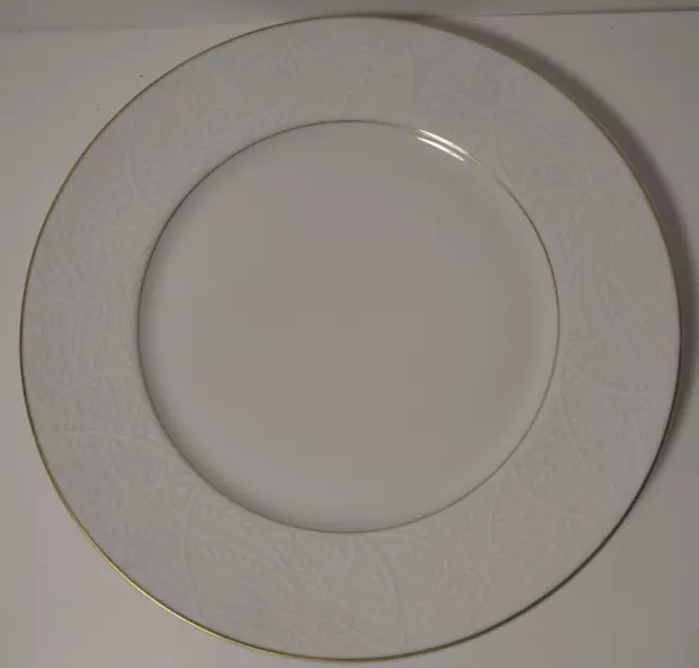 https://www.picclickimg.com/~R0AAOSwqb9isTvh/New-LALIQUE-LIMOGES-All-White-Wheat-On-Rim.webp