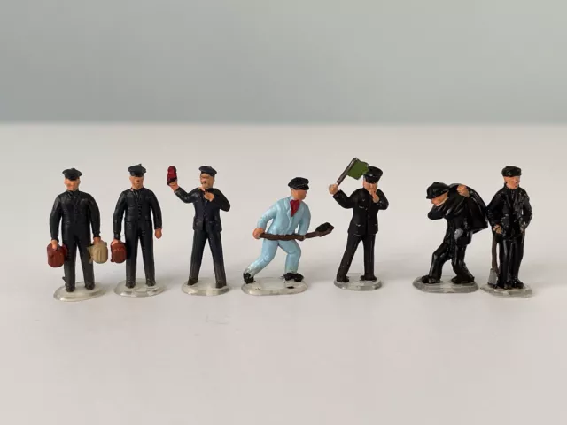 Merit “OO & HO Gauge” LOT - 5082 Loco Crew/ 5059 Station Staff/ 5029 Coalmen