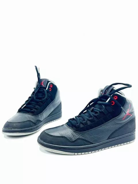 Nike Air Jordan Executive Zapato Para Hombres Negro Con Detalles Rojos T.41