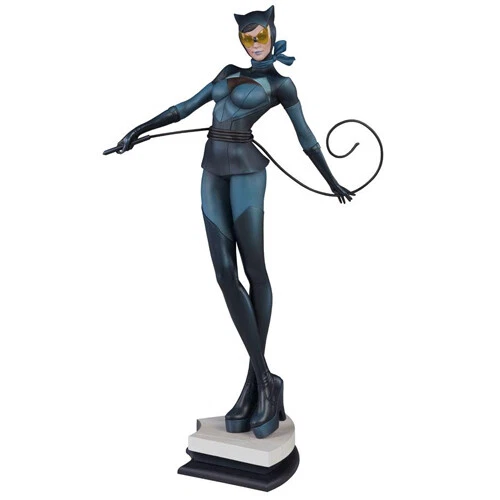 Catwoman Stanley Lau Polystone Statue – Sideshow Exclusive – DC Comics