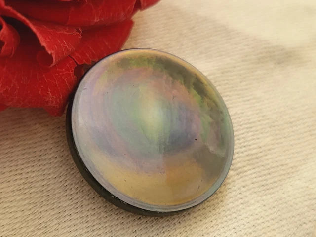 Gros bouton ancien en nacre bleu/gris  pied metal vintage  2,5 cm G6I