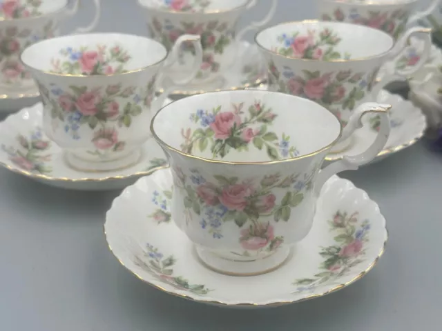 Juego de 6 tazas y platillos de té y rosa mosgo Royal Albert England. 2