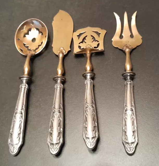 4 superbes couverts à hors-d'œuvre style Art Nouveau argent sanglier et pomponne