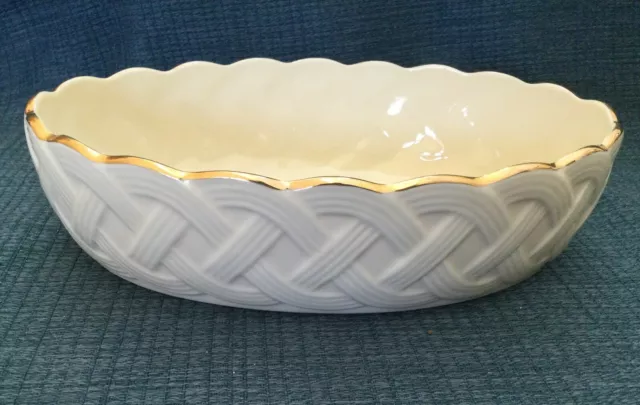 LENOX 8” OVAL BOWL•Ivory Cream Porcelain•Braided Lattice•24k Gold Trim•USA •MINT