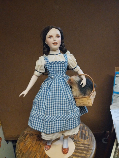 Dorothy Porcelain Doll w/Toto Wizard of Oz. Franklin Heirloom 17" MGM Loew 1986